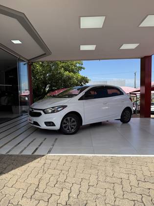 CHEVROLET ONIX 1.0 MPFI LT 8V FLEX 4P MANUAL
